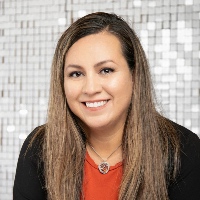 Dannelle Stratton